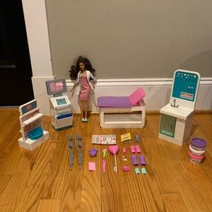 barbie doctor set